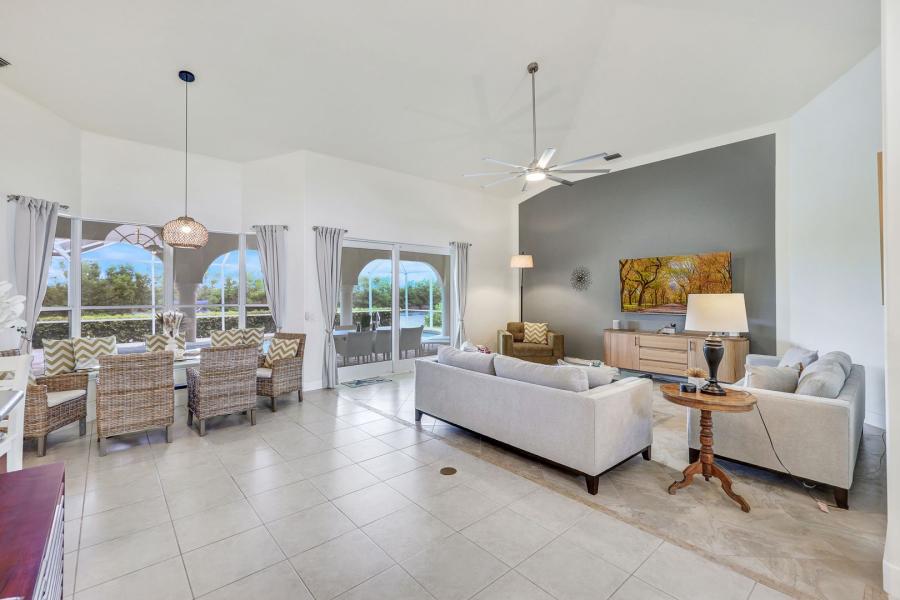 2624 El Dorado Pkwy W, Cape Coral, FL 33914 (12)